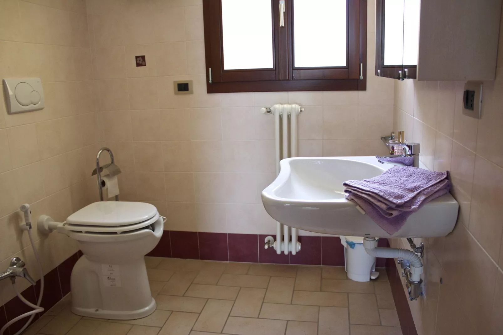 Gesso Piccolo-Bathroom