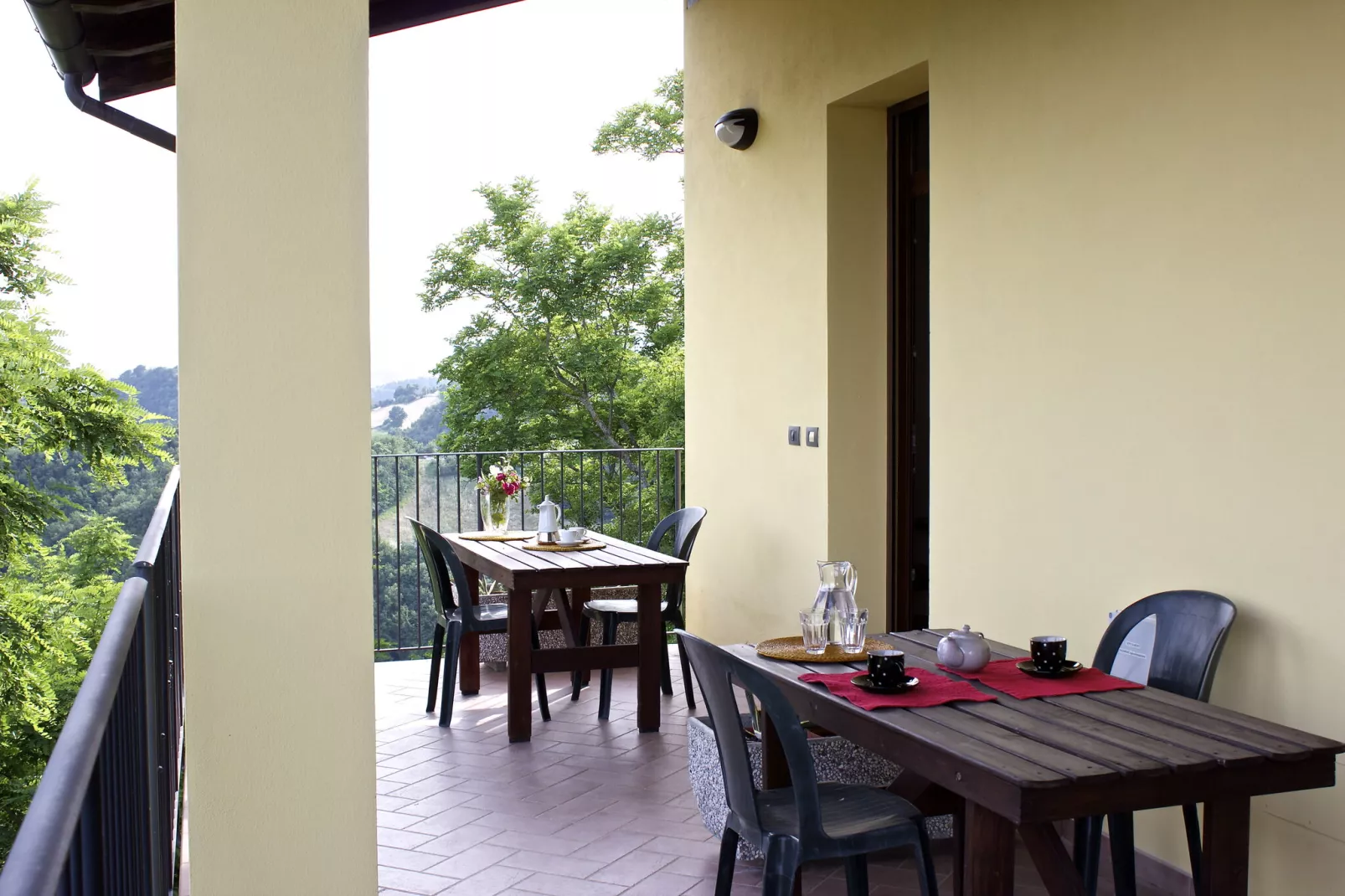 Gesso Grande-Terrace balcony