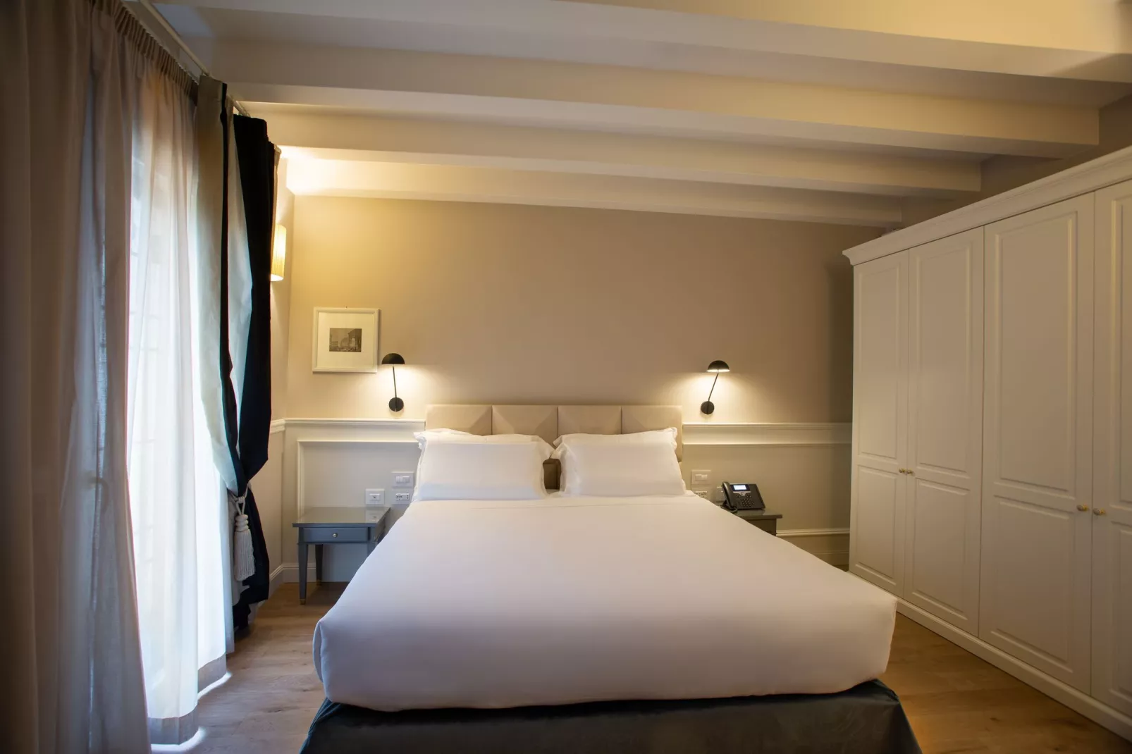 La Pergola-Bedroom