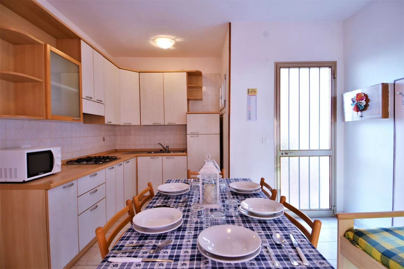 Federica 10/5-Dining room