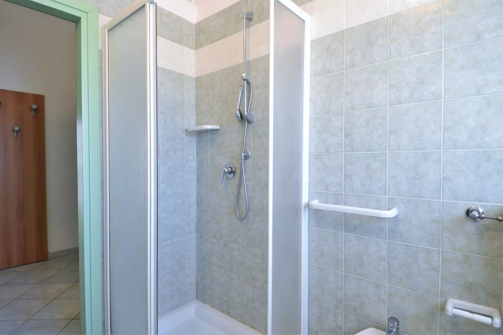 Agostina 3-Bathroom
