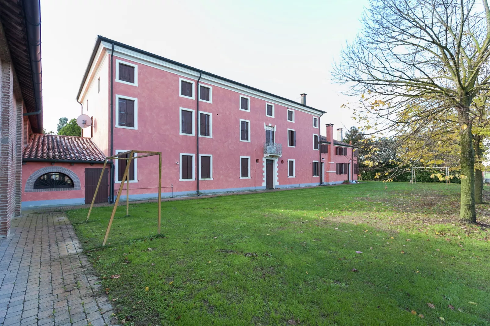 Villa Romana Uno-Außenbereich Sommer