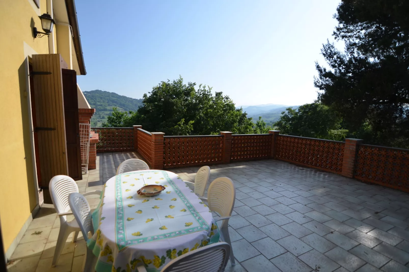 Casa Uva-Terrace balcony