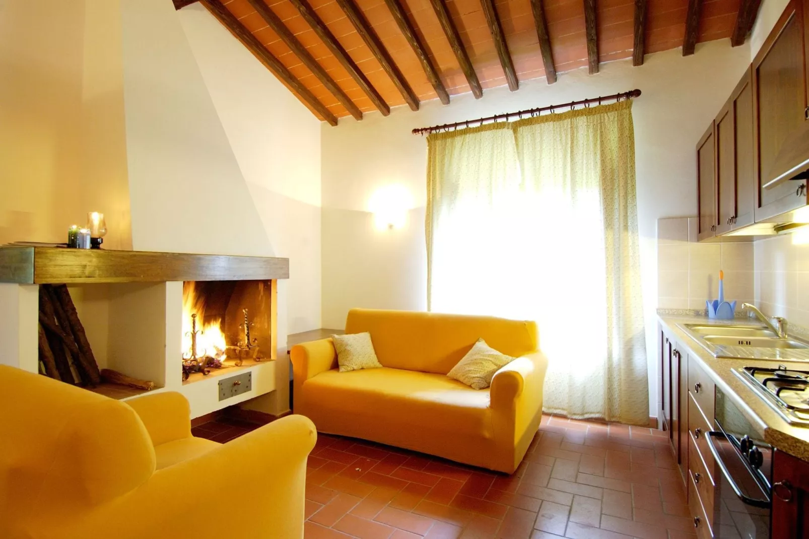 Lobelia-Living room