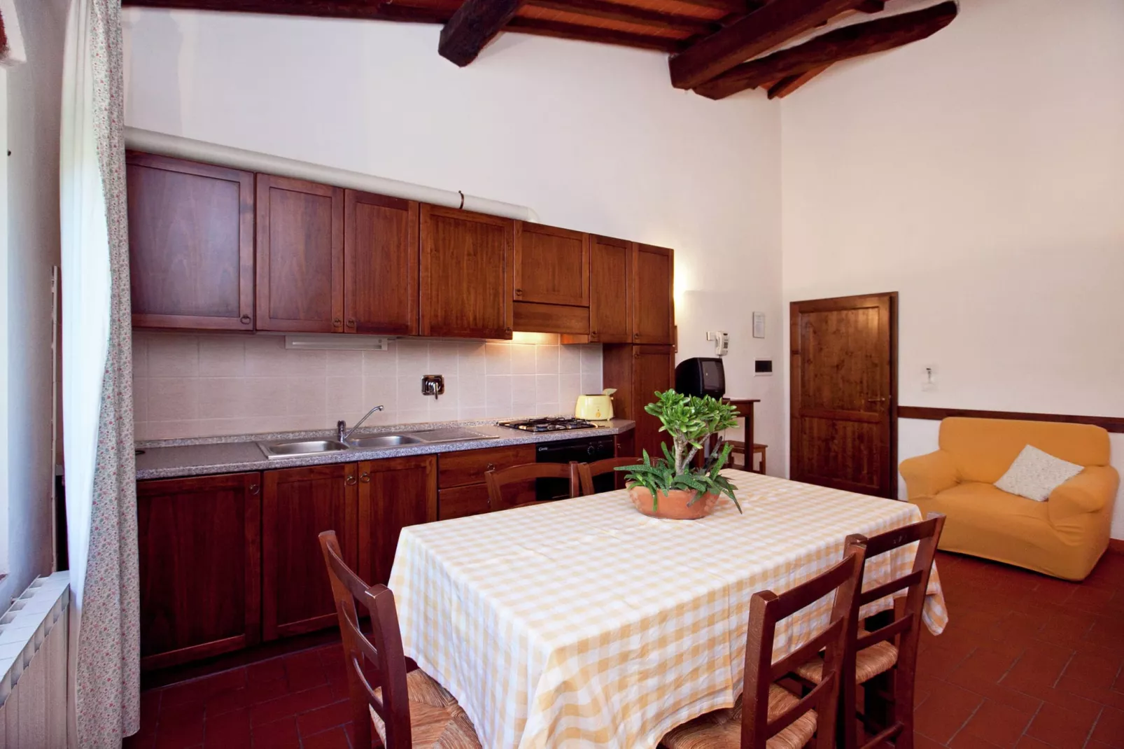 Lobelia-Kitchen