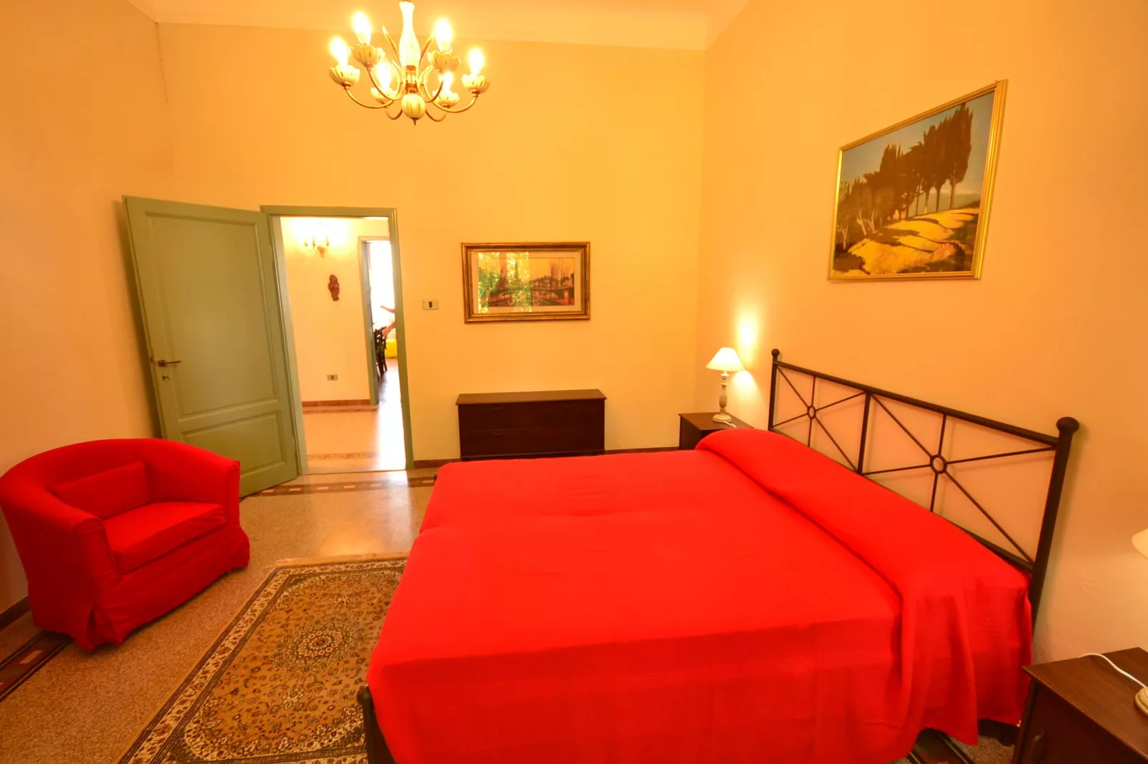 Total Nisa-Bedroom