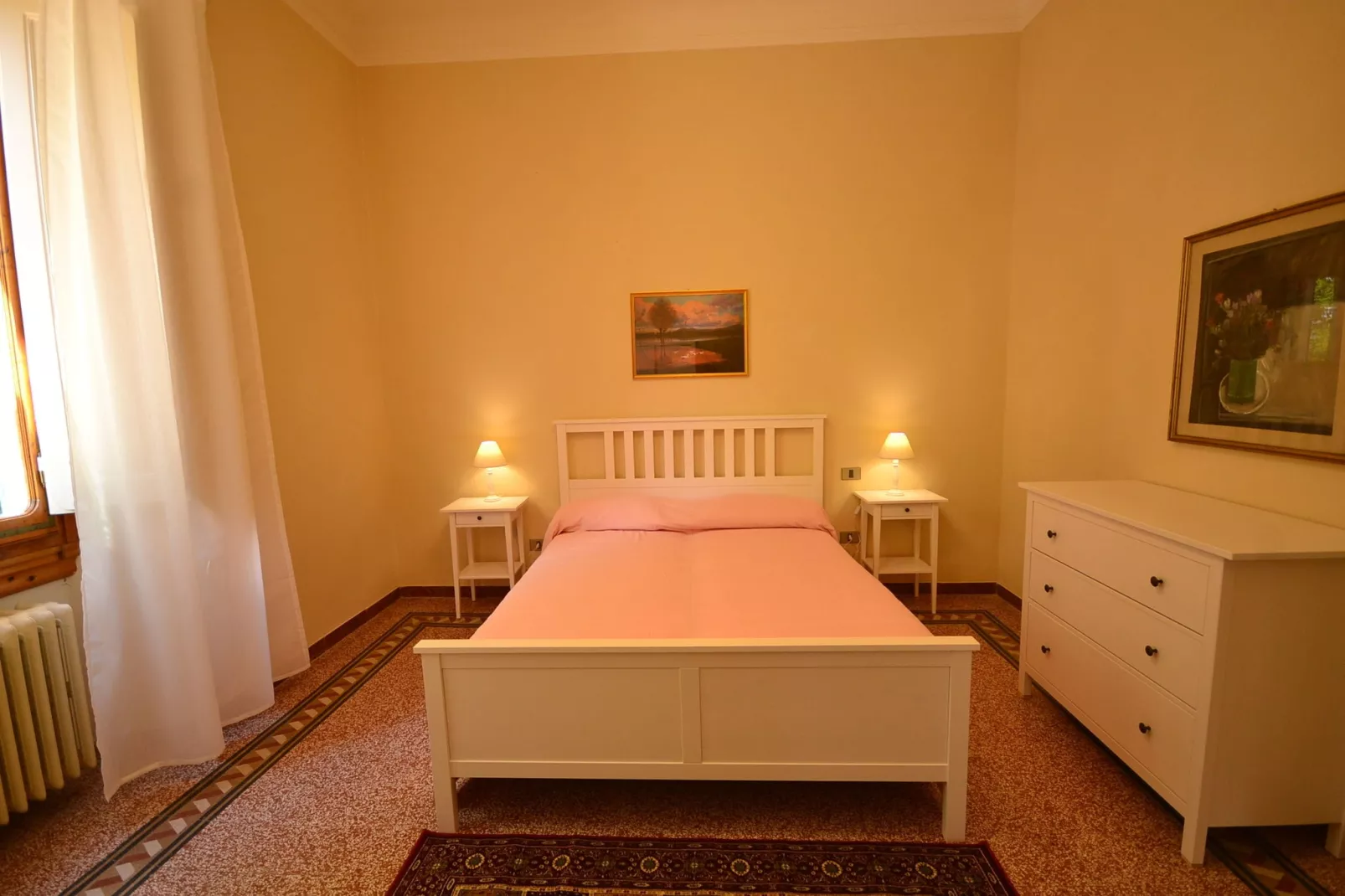Total Nisa-Bedroom