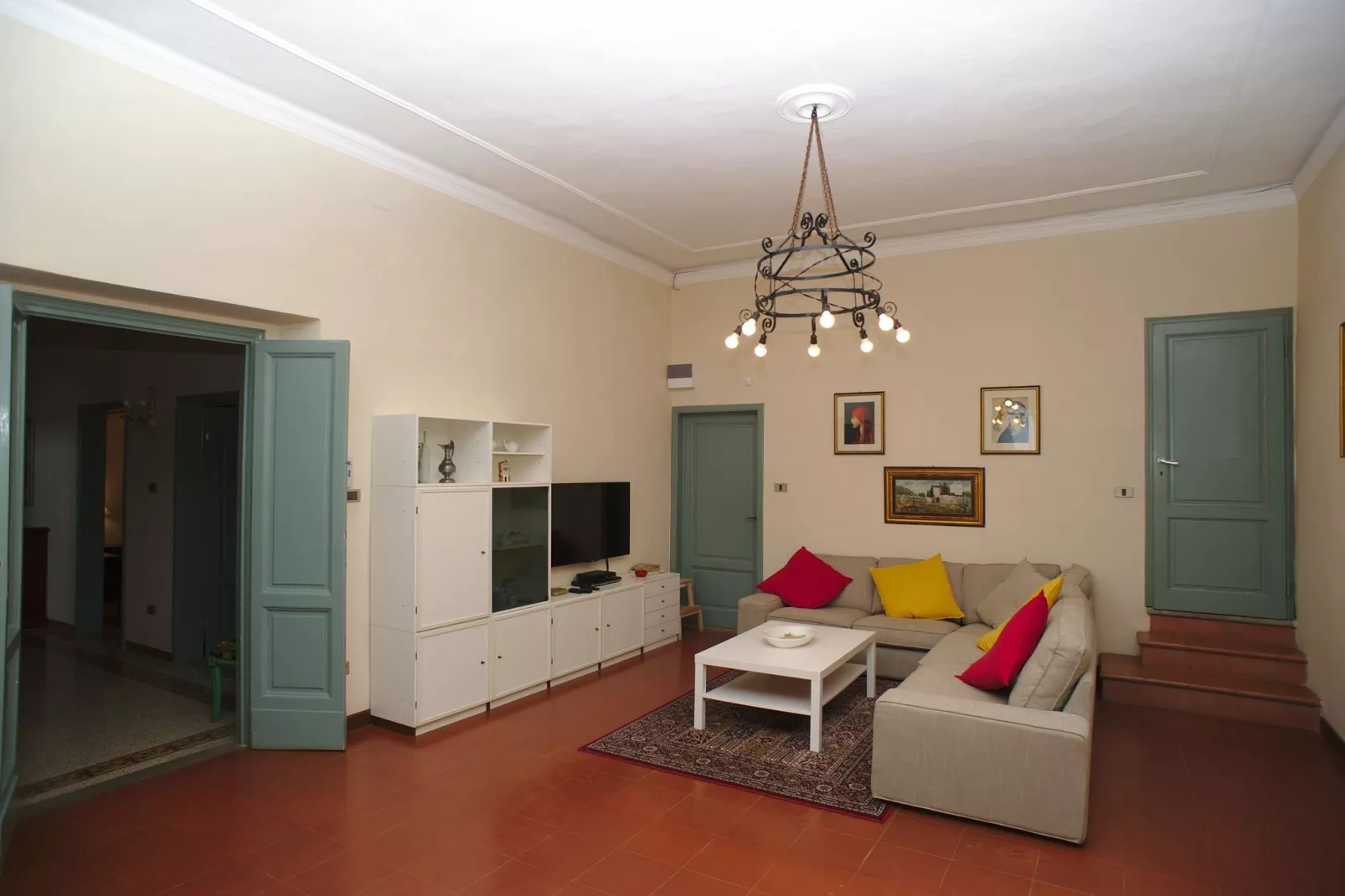 Terra Nisa-Recreation room