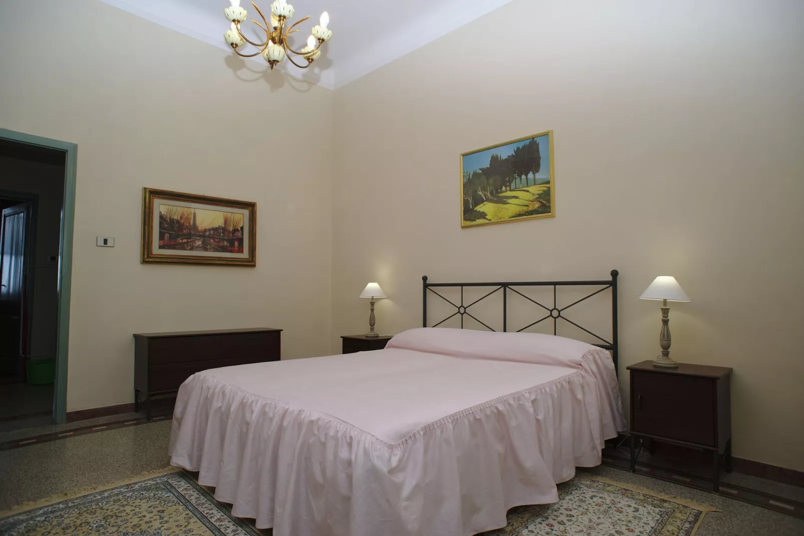 Terra Nisa-Bedroom