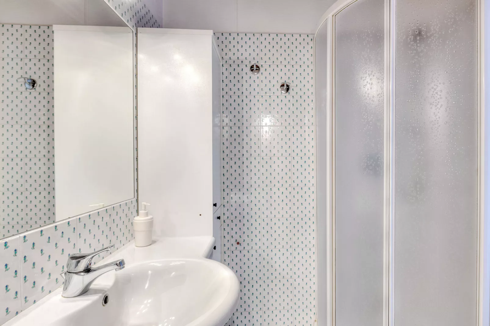Nimphaea-Bathroom