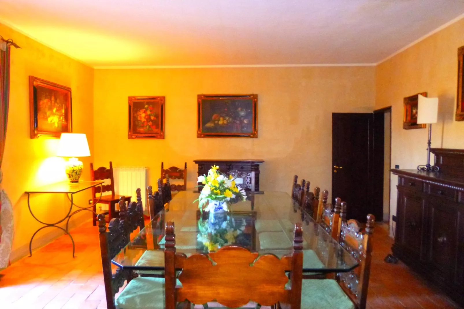 Villa Gaio-Dining room