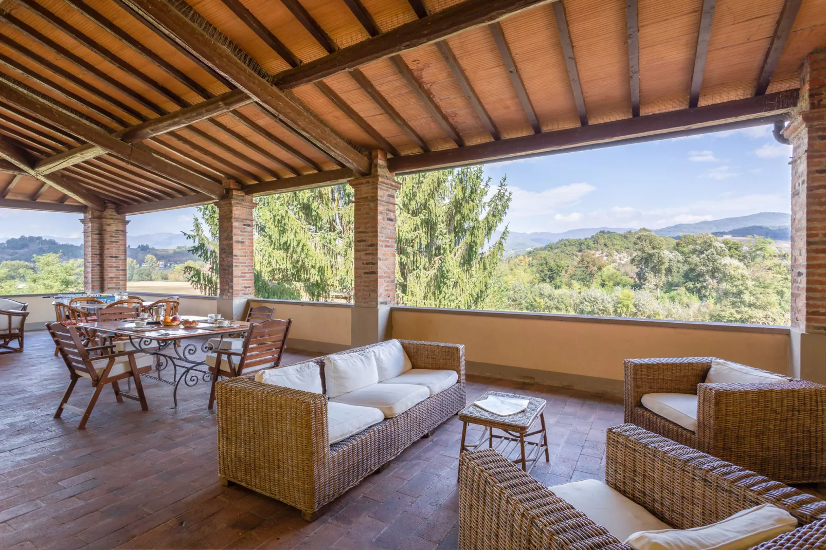 Villa Eugenia-Balcon-terrasse