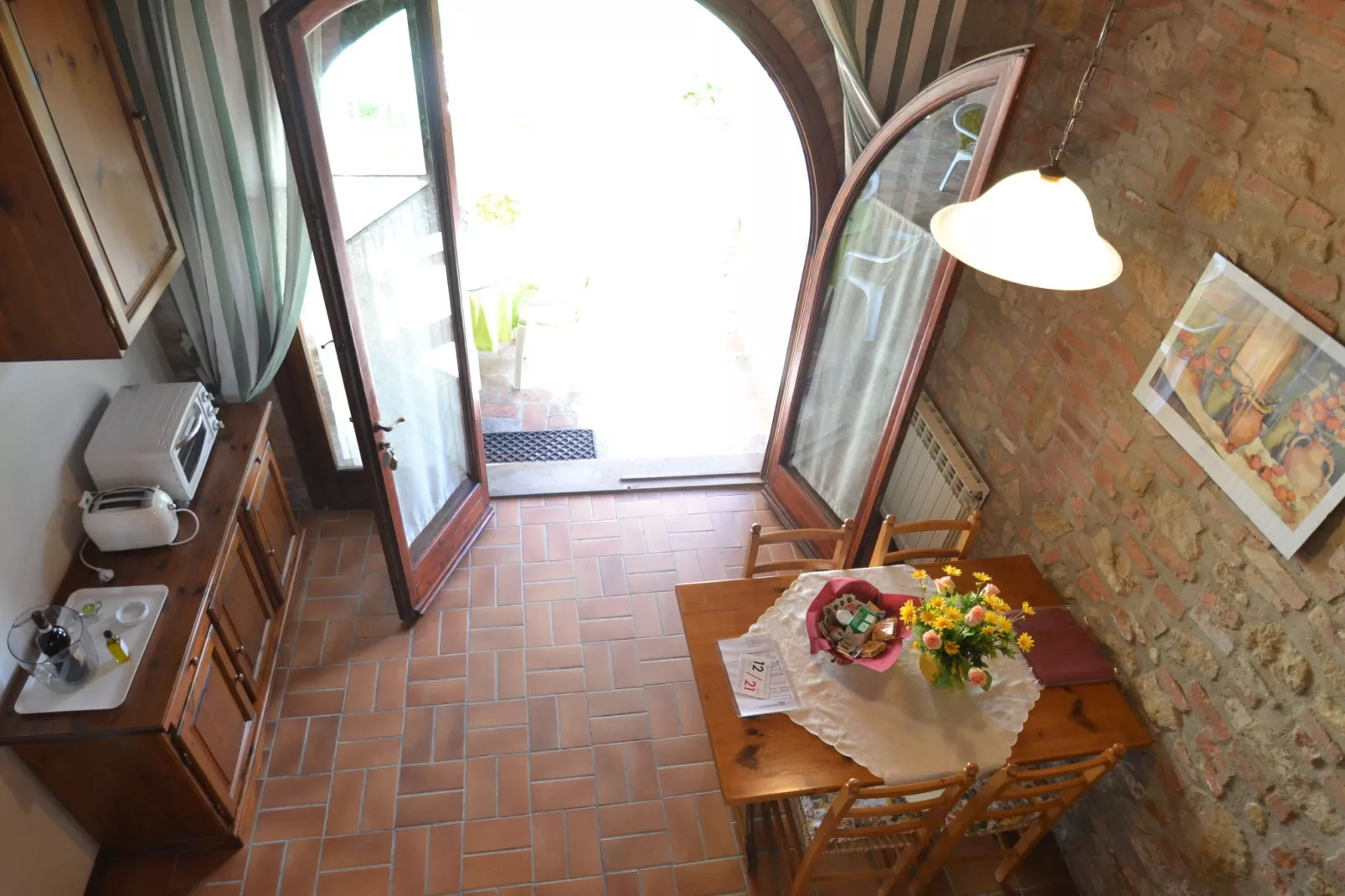 Iris-Dining room