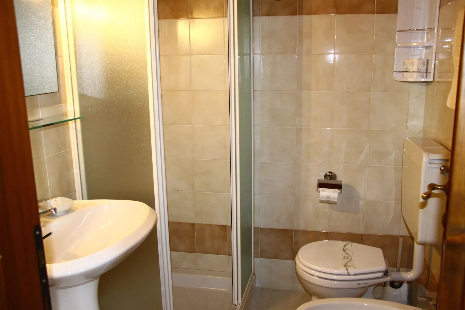 Iris e Rosa tea-Bathroom