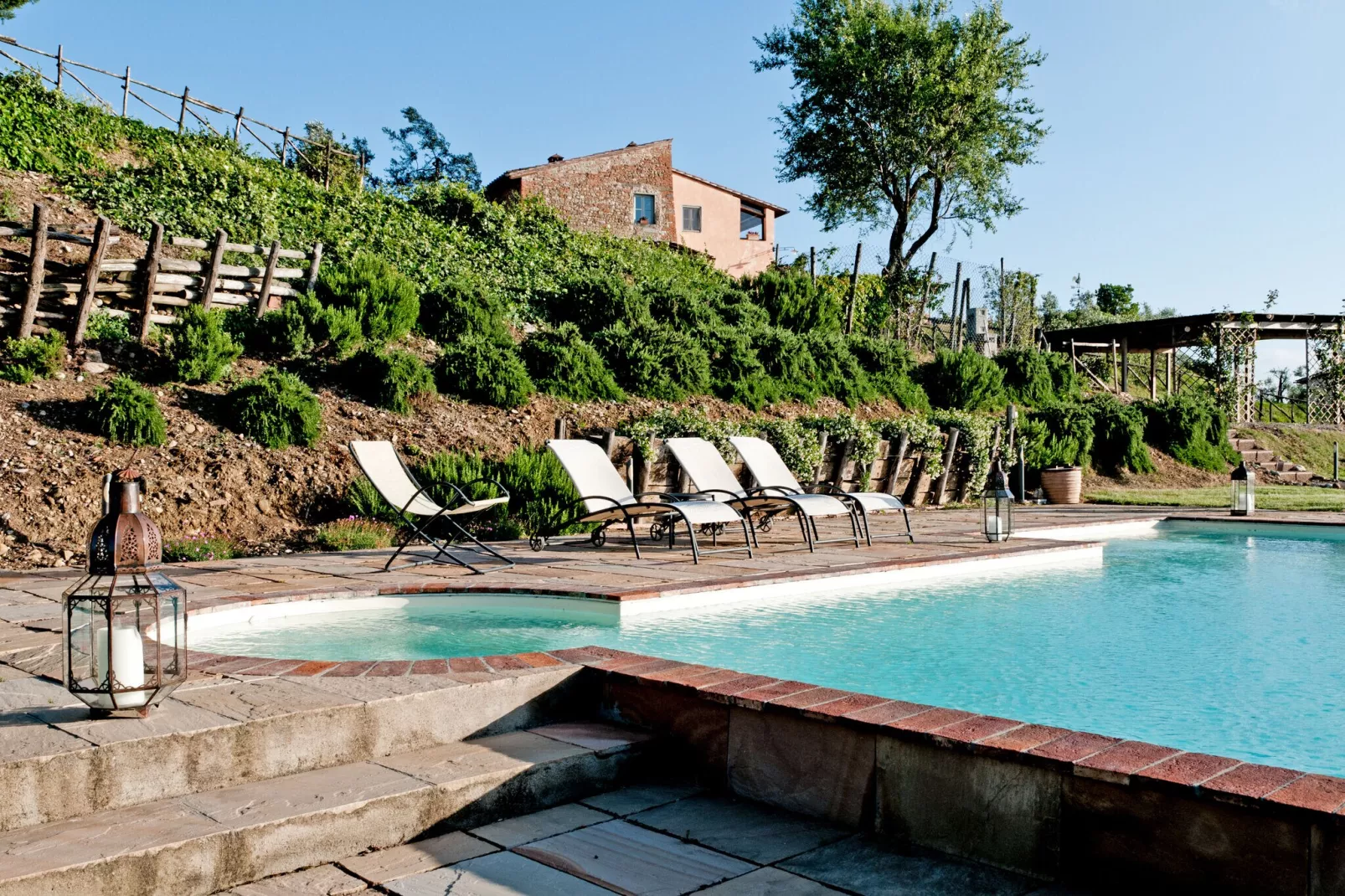 Sotto Colle-Pool