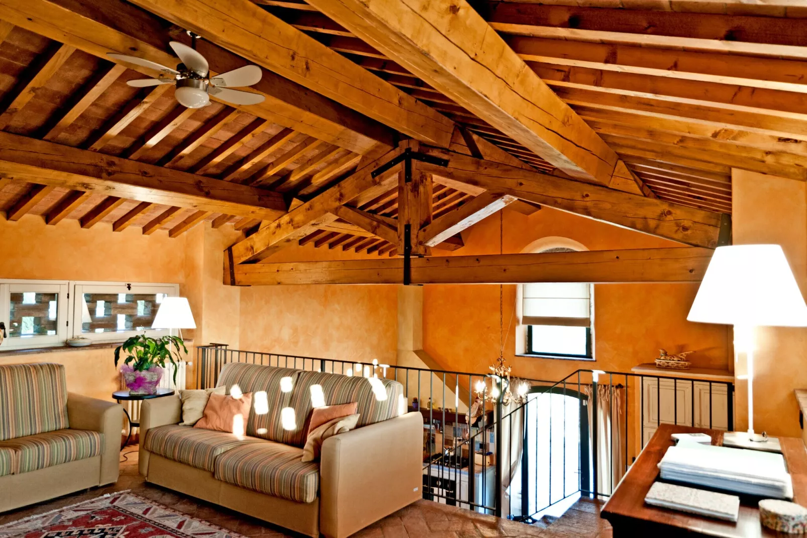 Sotto Colle-Living room