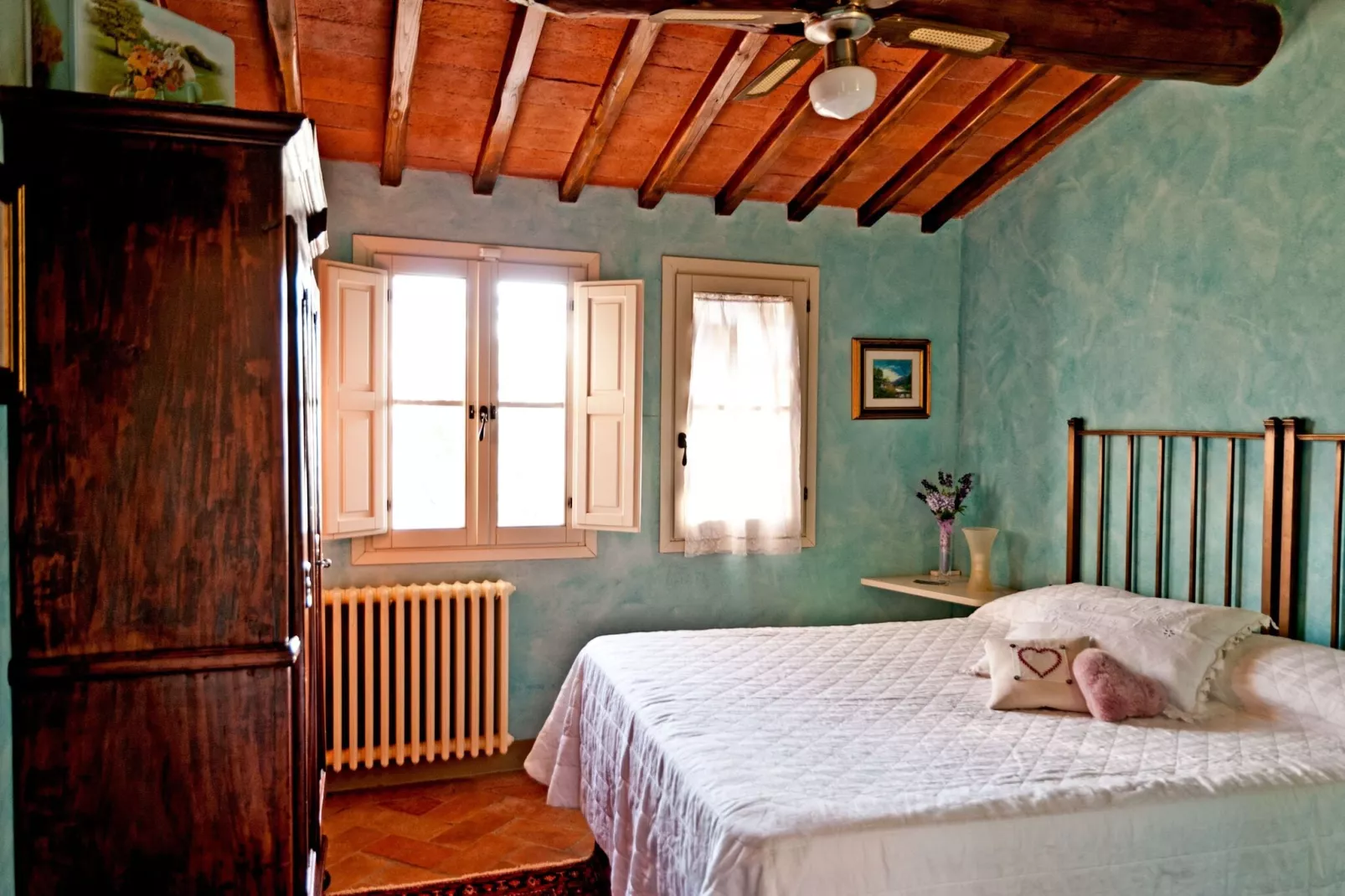 Sotto Colle-Bedroom