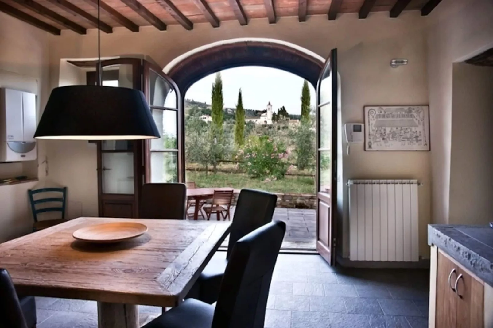 Leonardo-Dining room