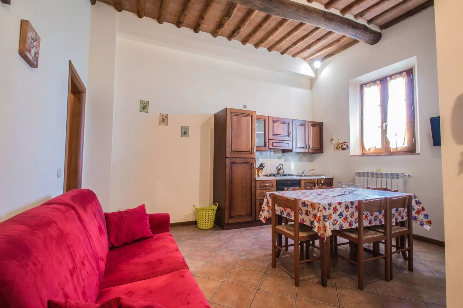 Casetta-Living room