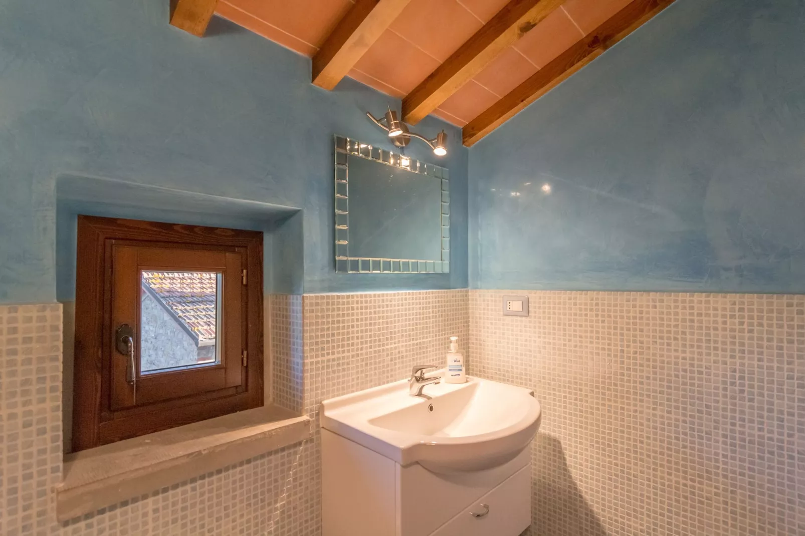Casa dei Ciompi-Bathroom