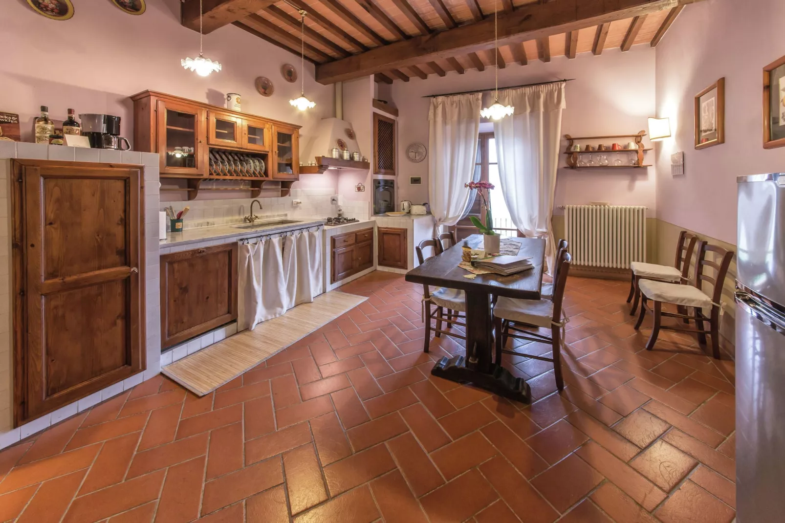 Gaville 4-Kitchen