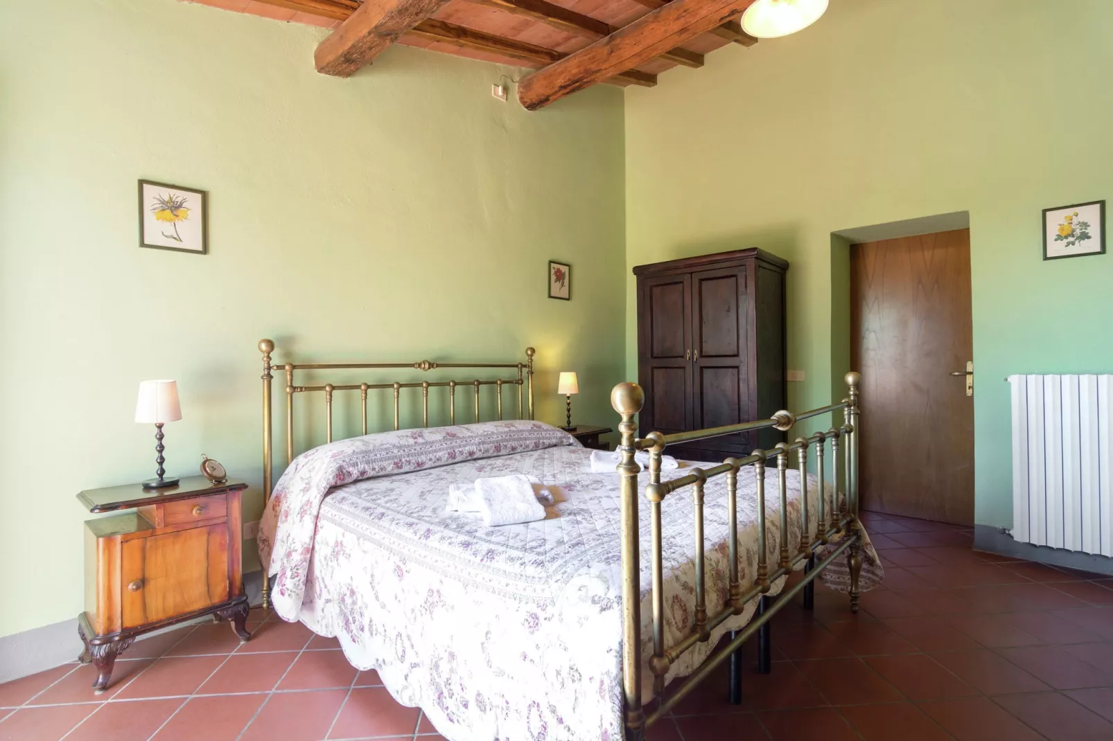 Camino Ugo-Bedroom