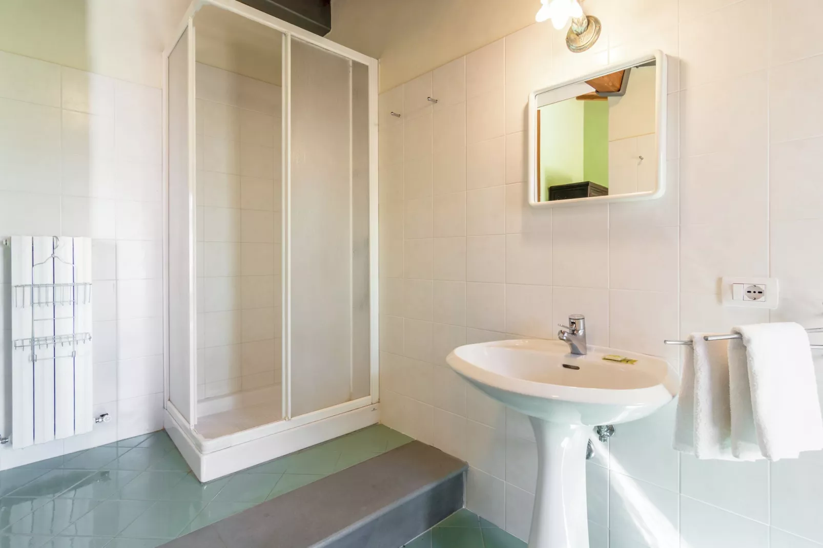Camino Ugo-Bathroom