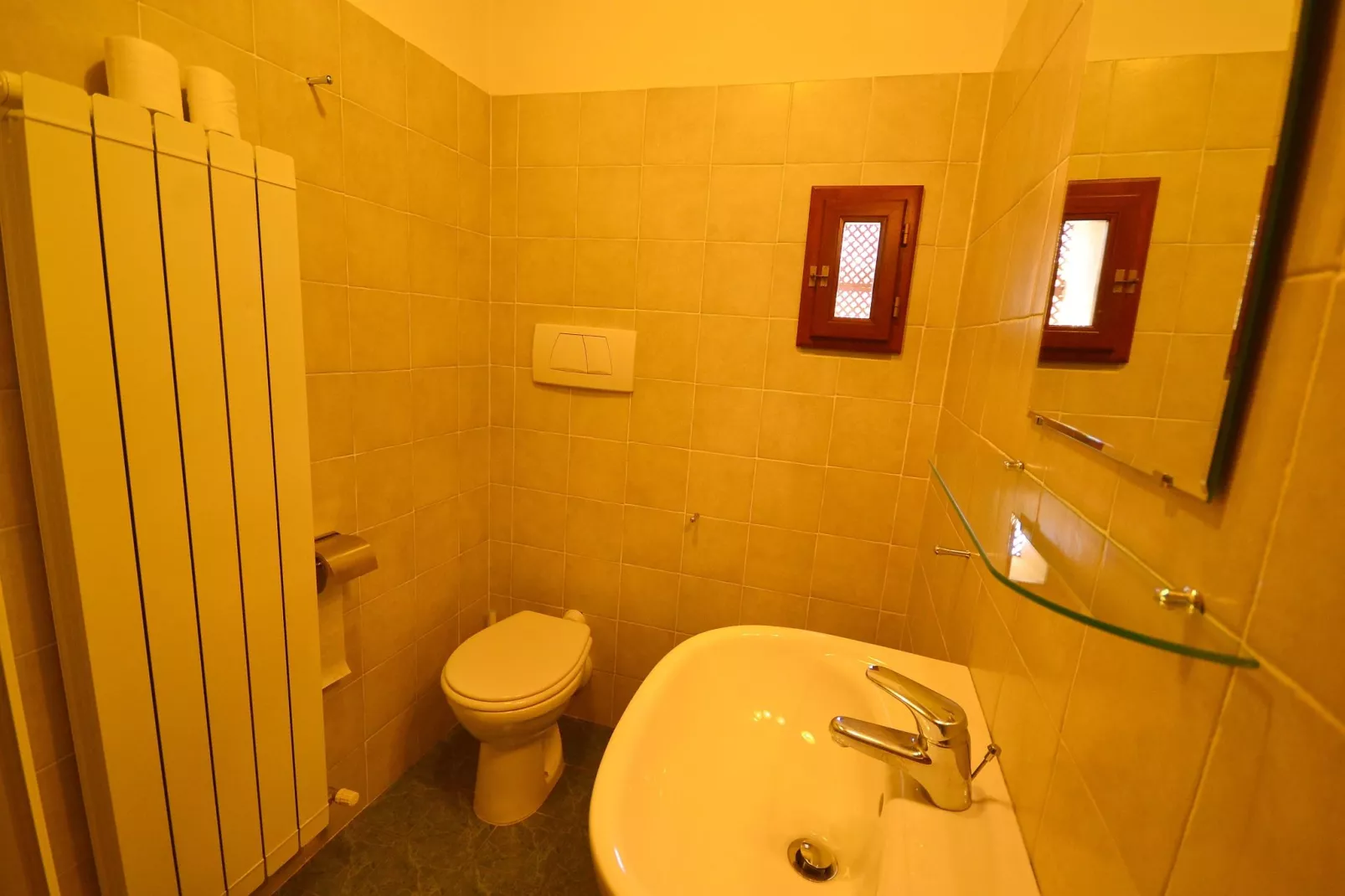Canaiolo-Badezimmer