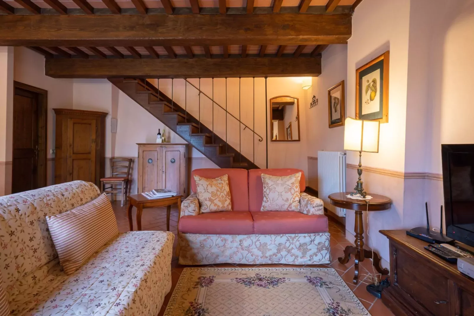 Gaville 8-Living room