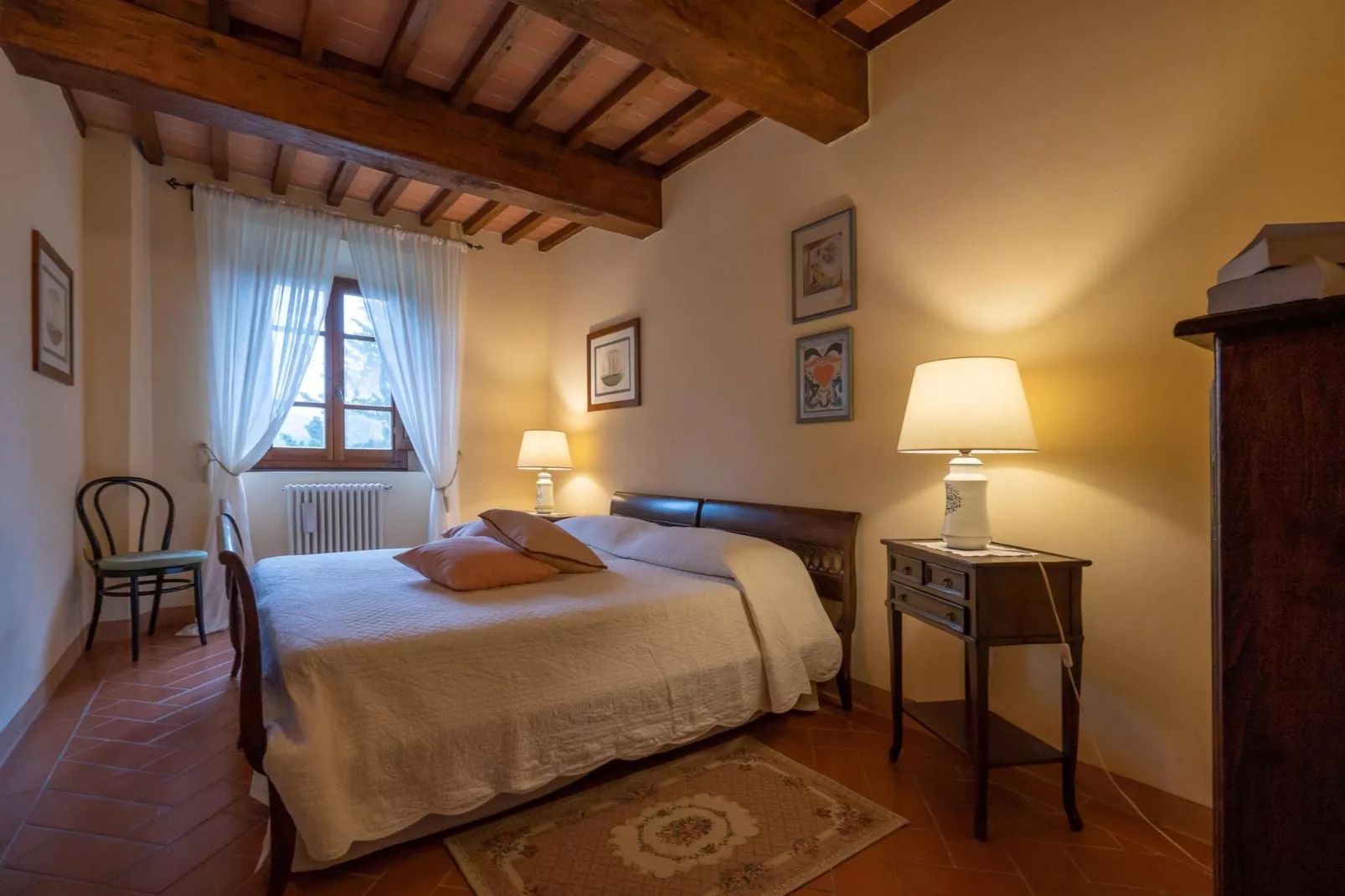 Gaville 8-Bedroom