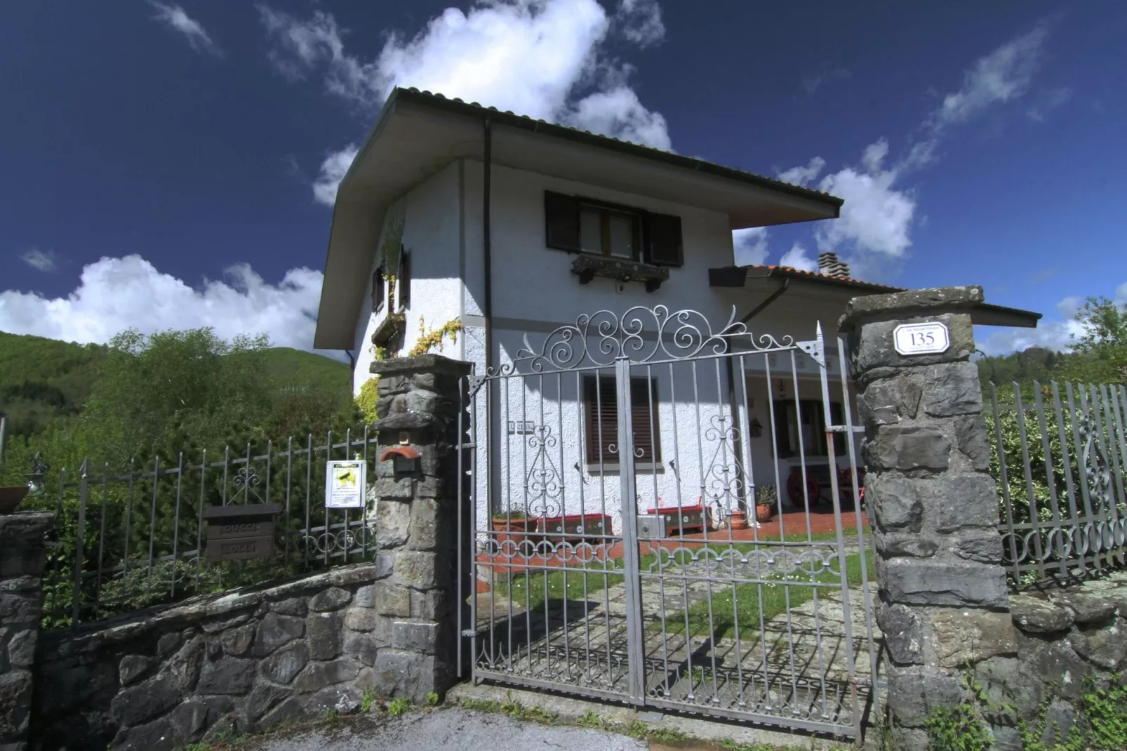 Il Cerro-Exterior summer