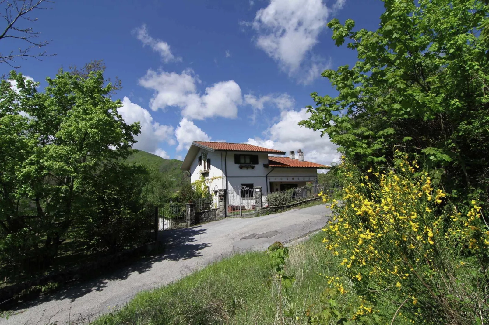 Il Cerro-Exterior summer
