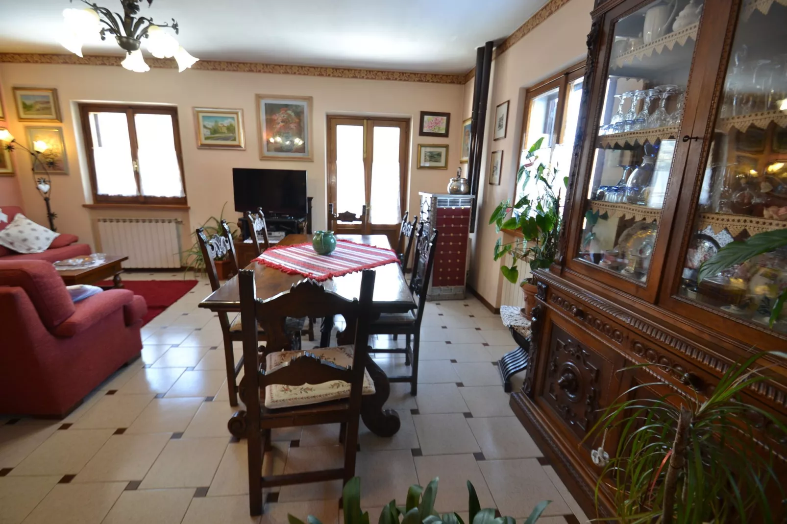 Il Cerro-Dining room
