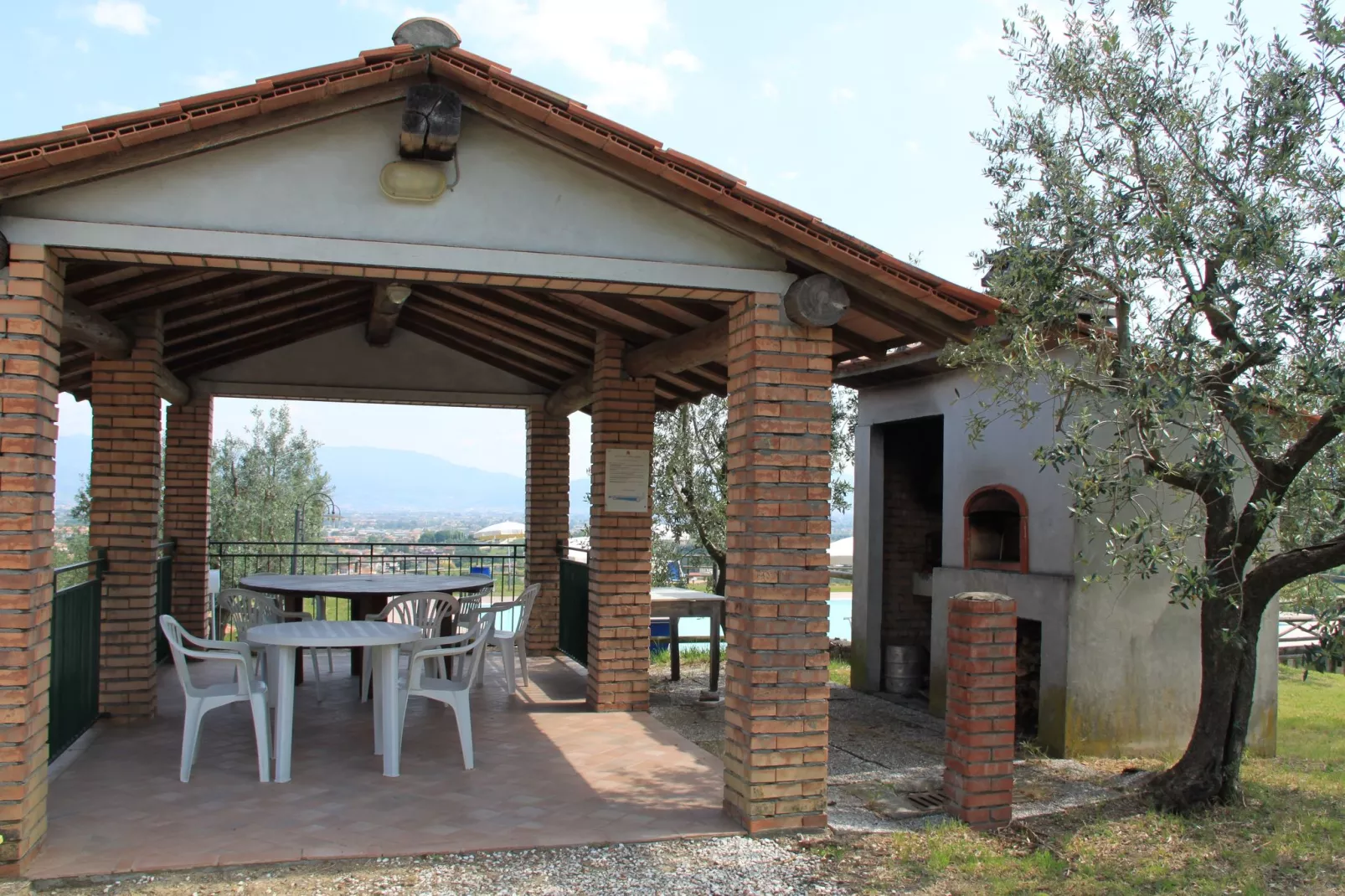 La Casa dei Cinque Olivi-Terrace balcony
