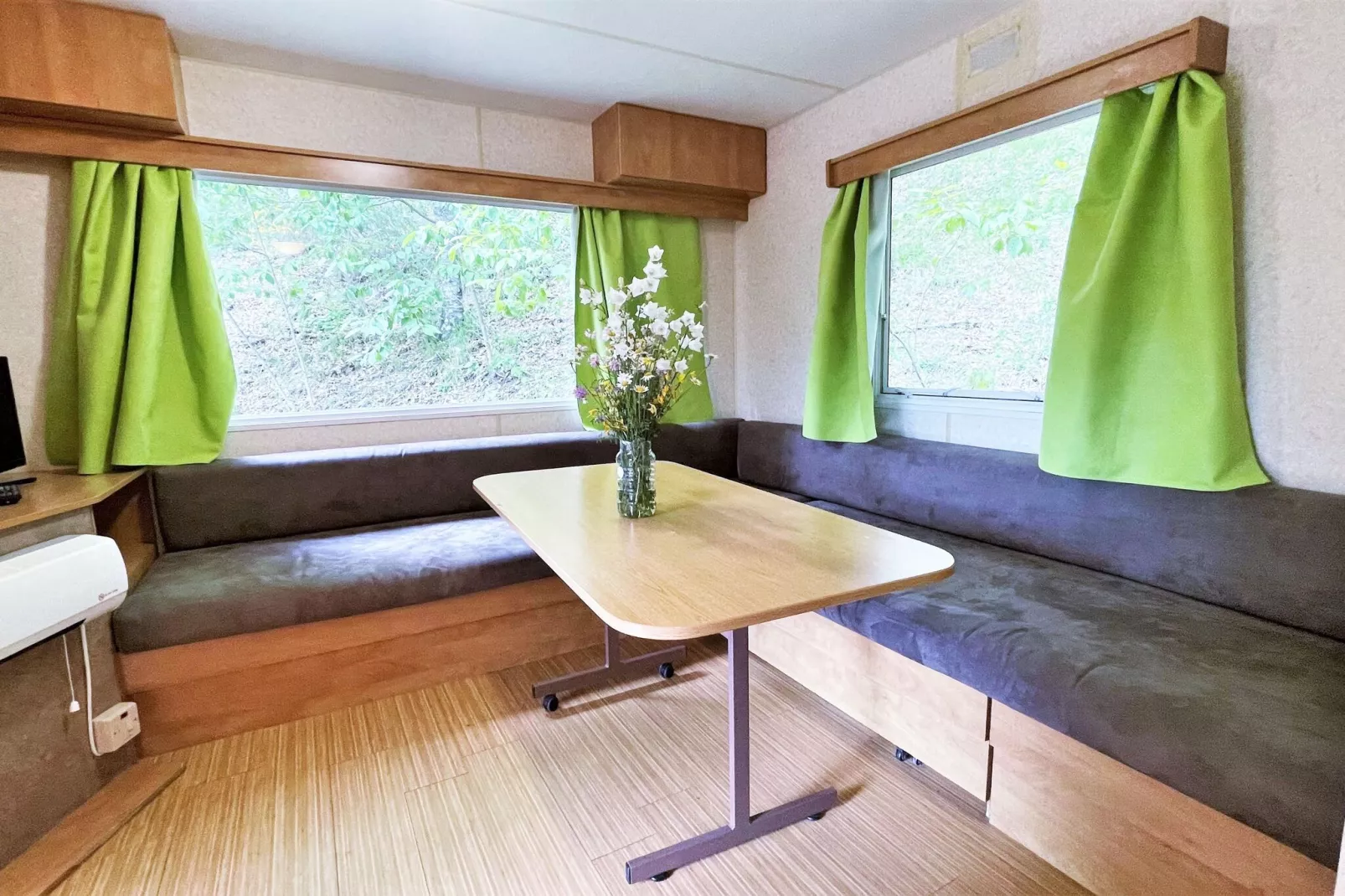 La Verna Mobil Home-Living room