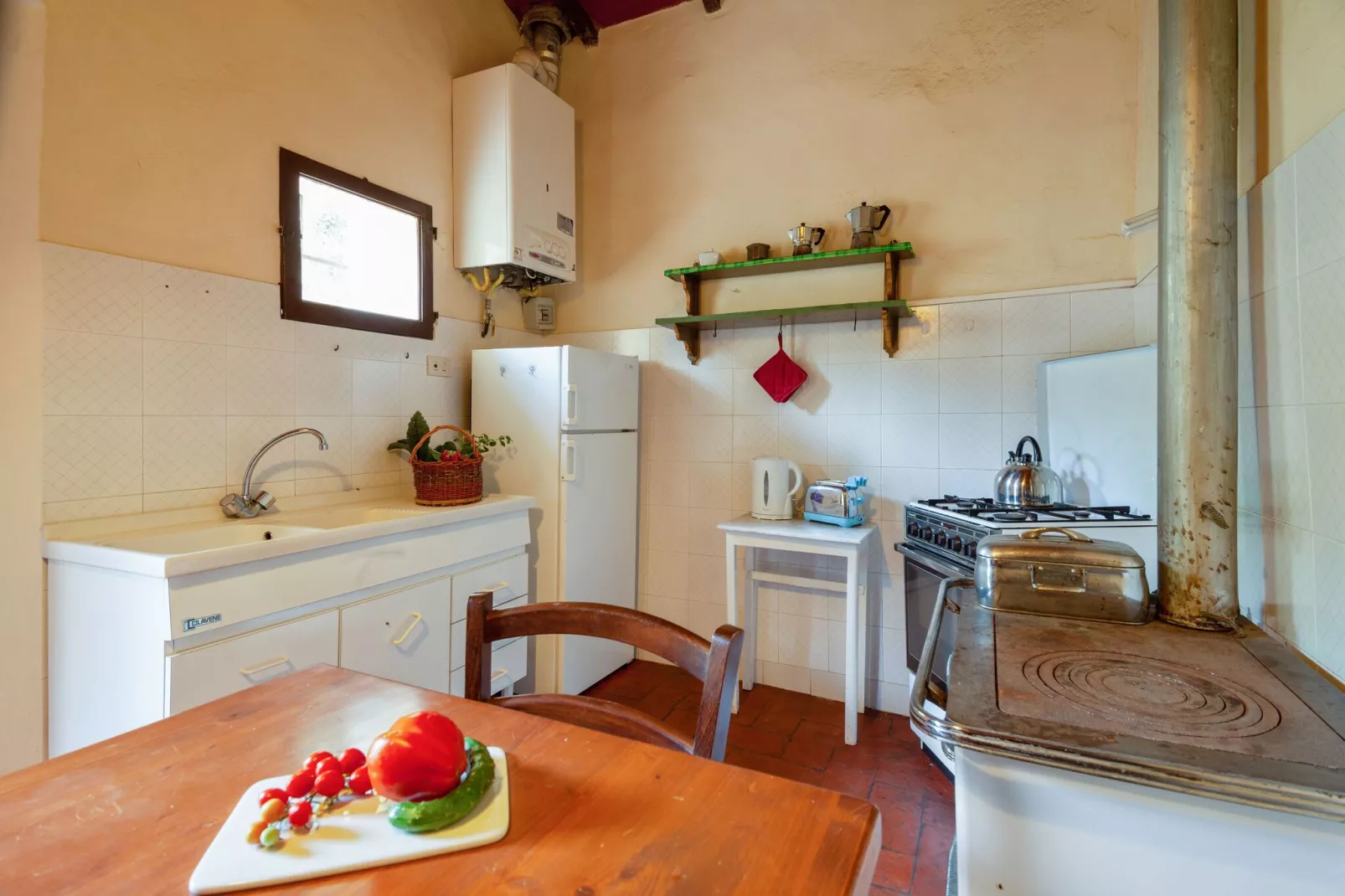 Belvedere Acacie-Kitchen