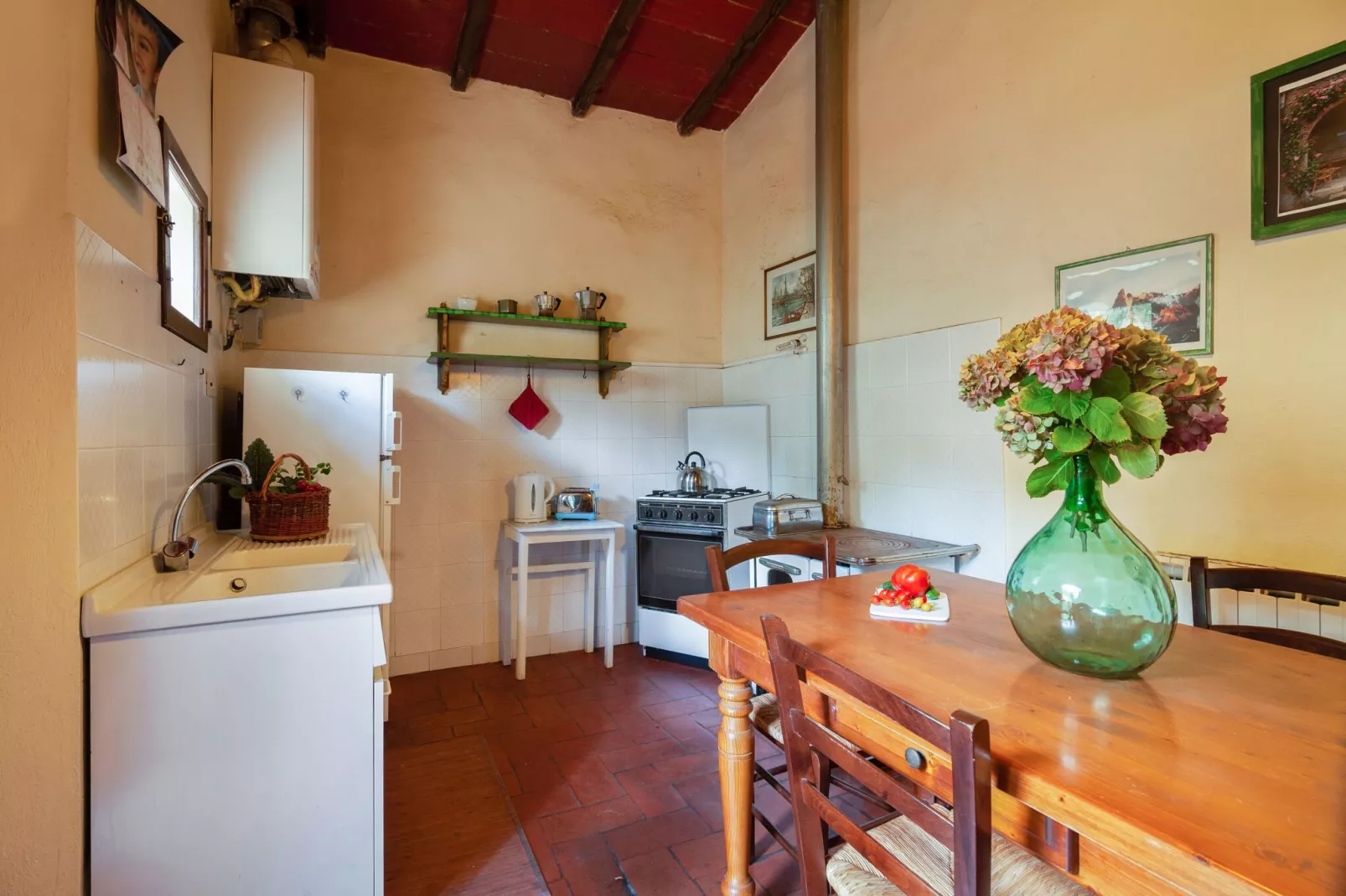 Belvedere Acacie-Kitchen