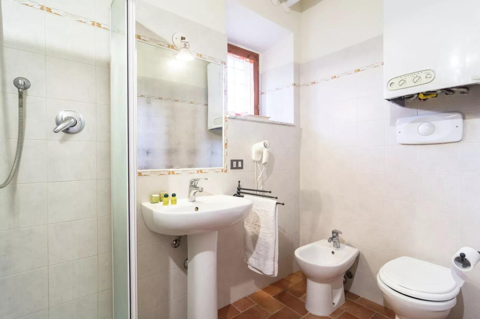 Rimacini-Bathroom