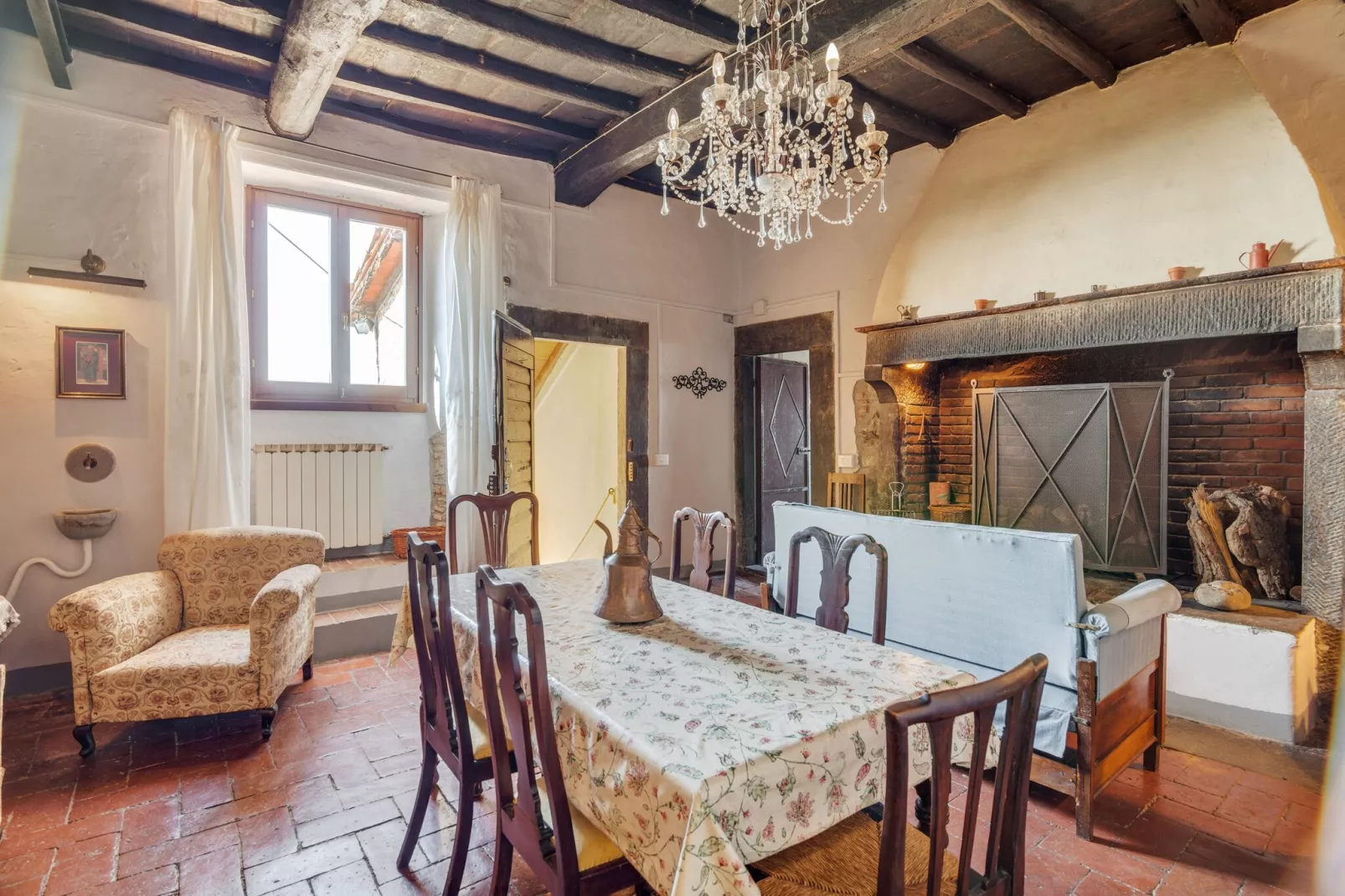 Sud-Living room
