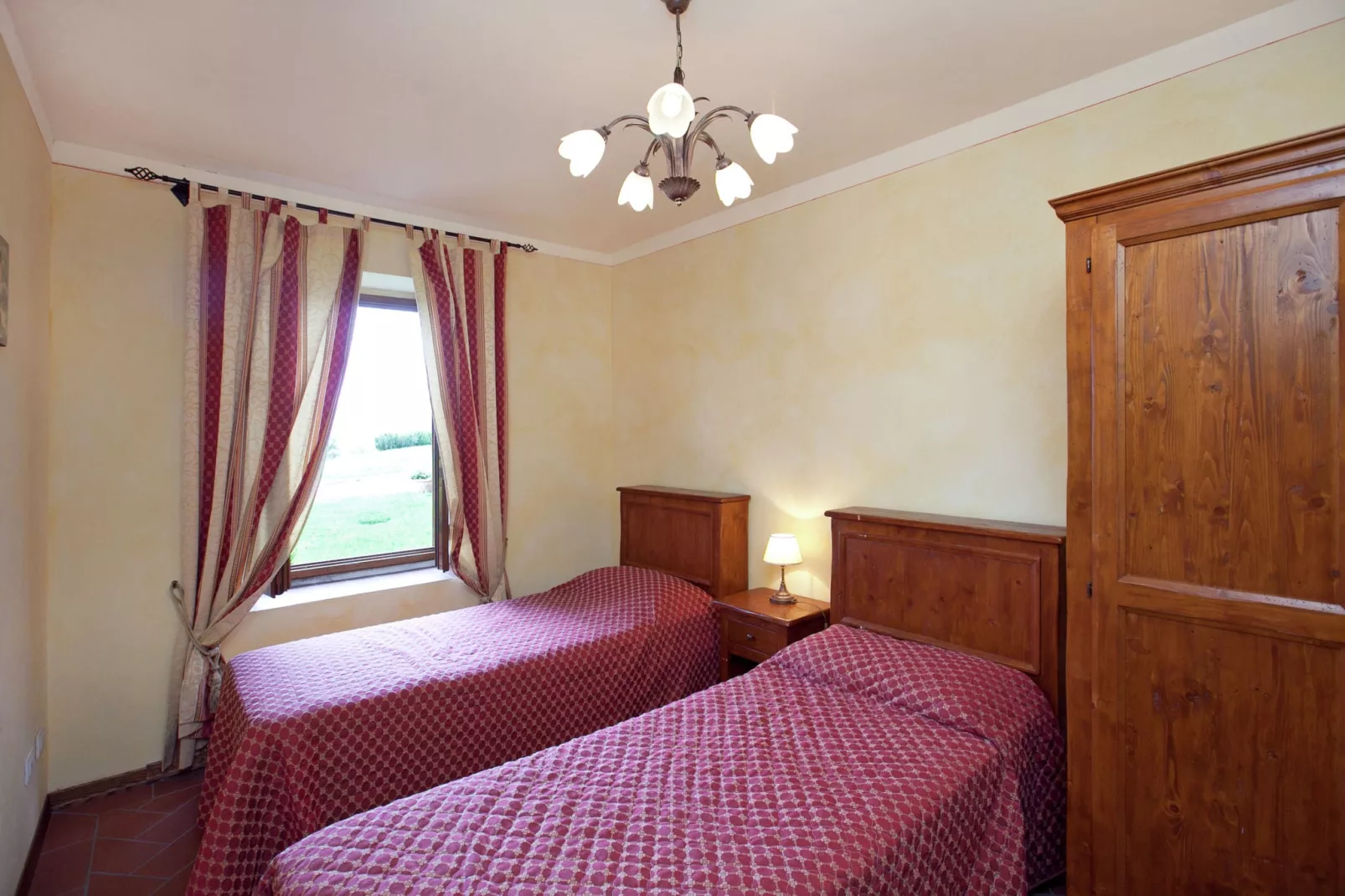 Stella-Bedroom
