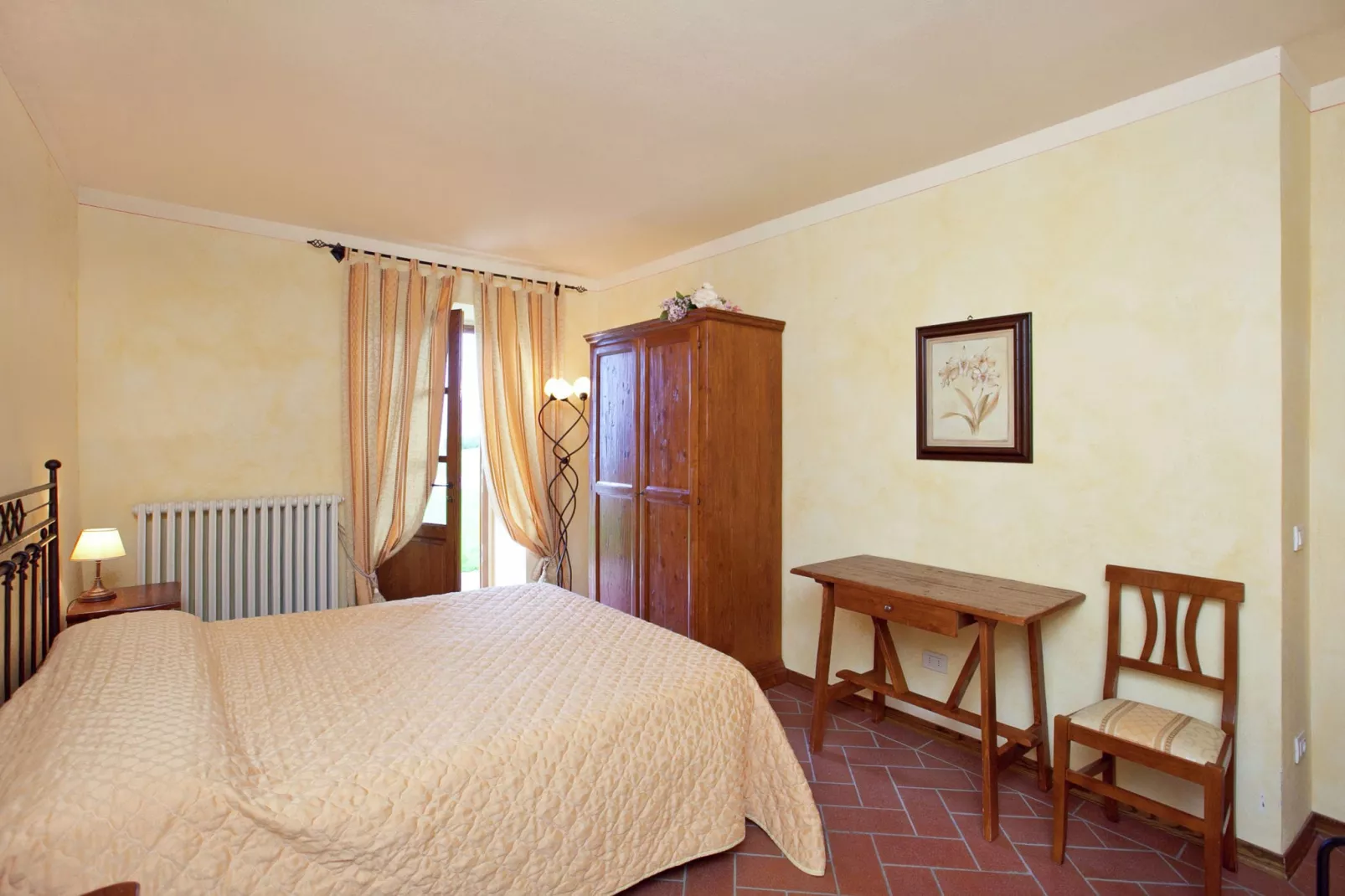 Stella-Bedroom