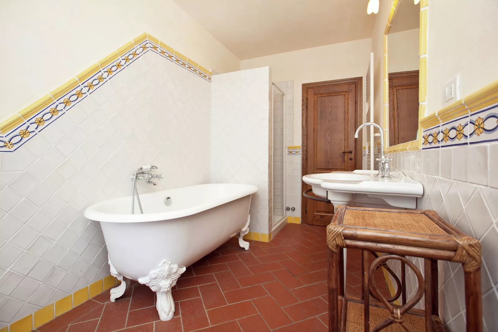 Stella-Bathroom