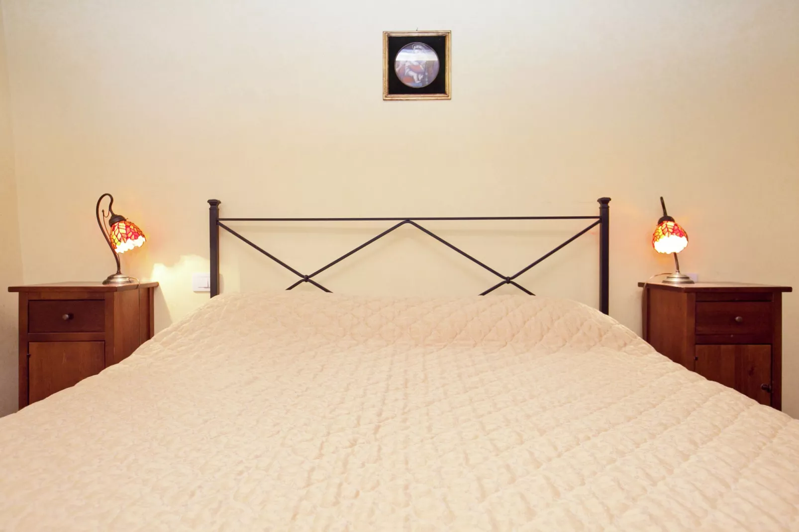 Clemacine-Bedroom