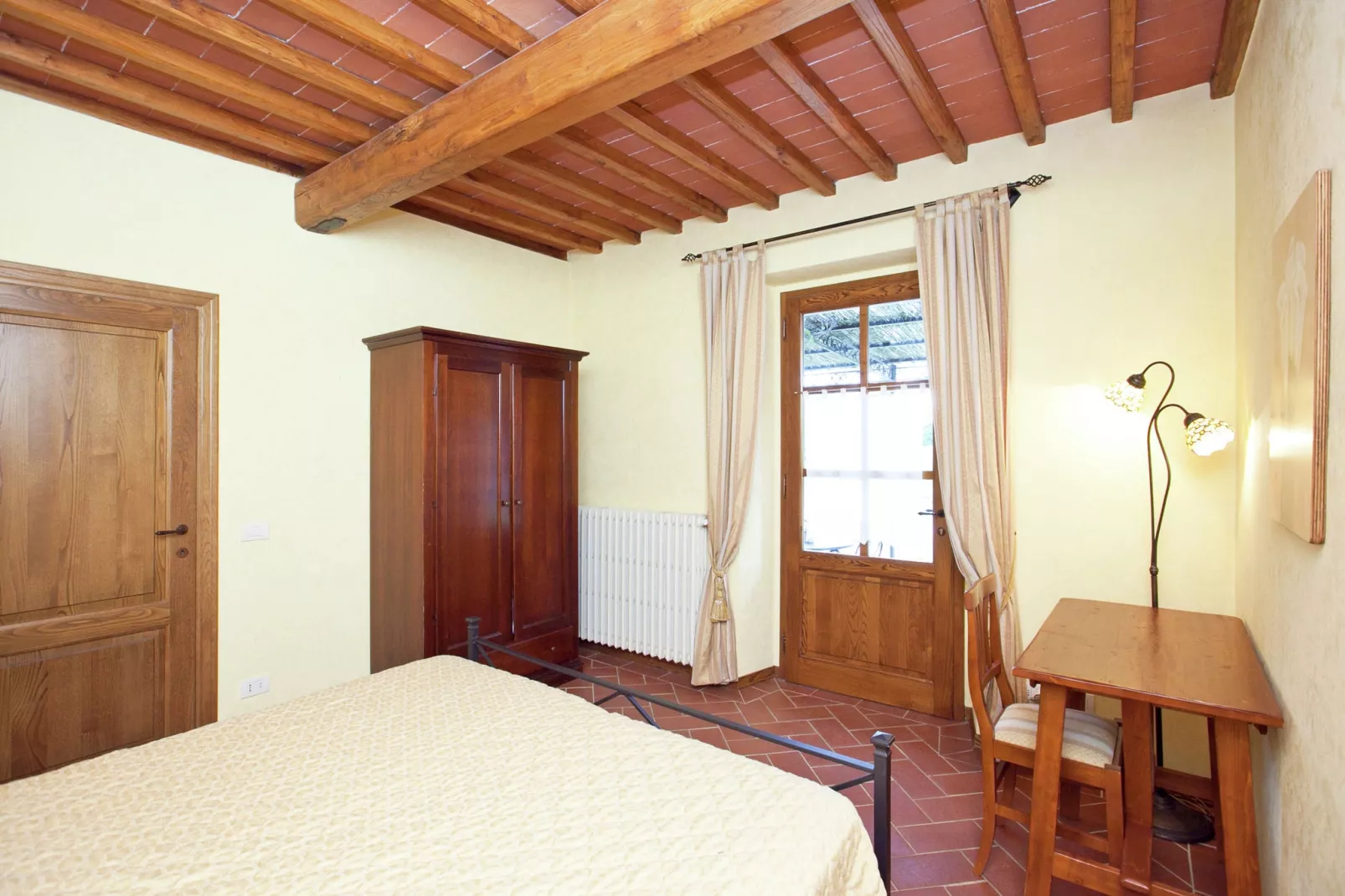 Clemacine-Bedroom