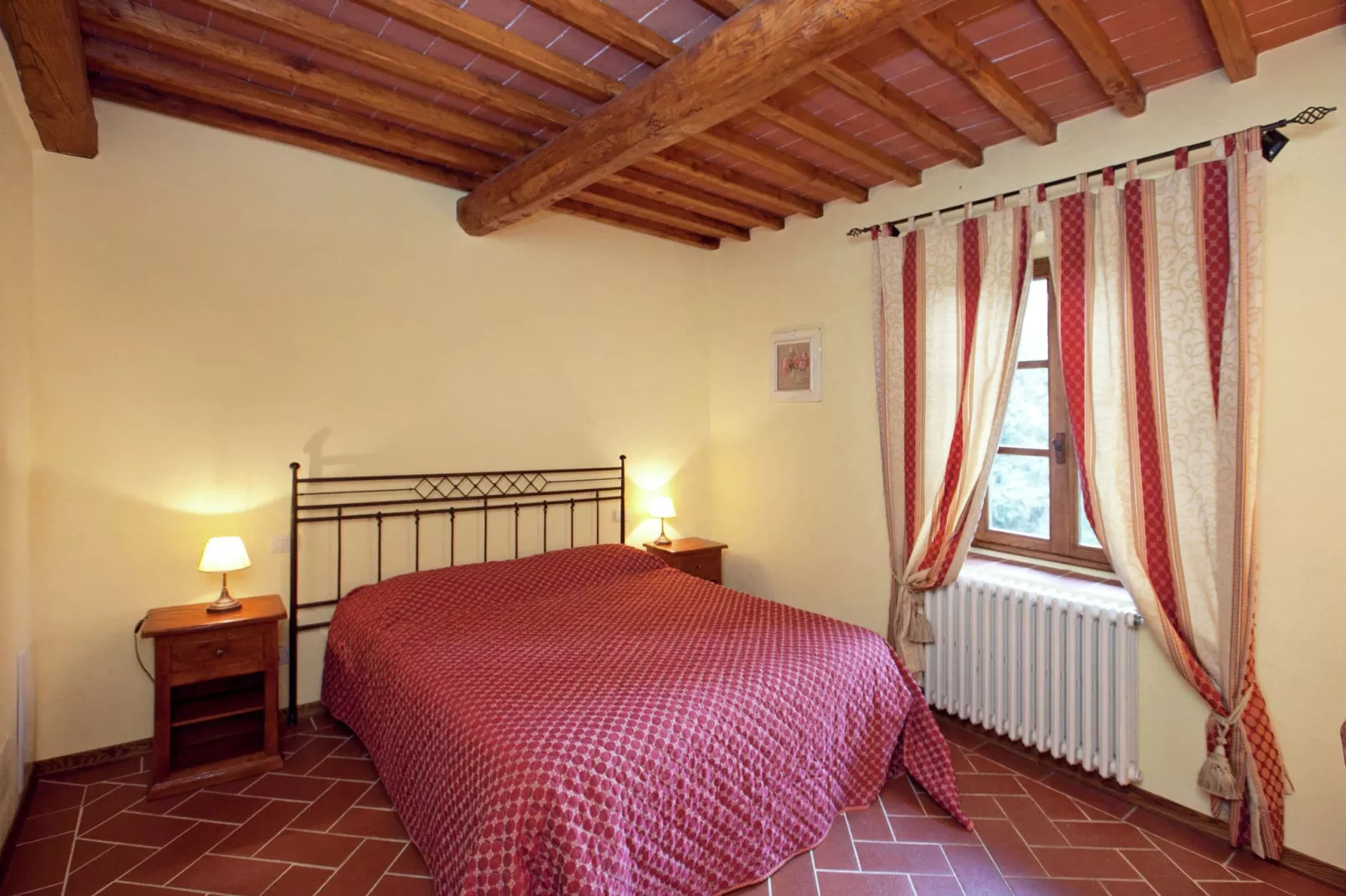 Clemacine-Bedroom