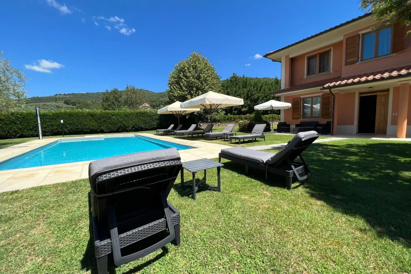 Villa a Loro Ciuffenna-Pool
