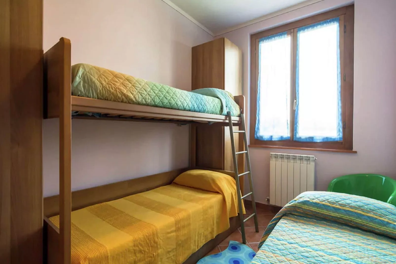 Otto a Loro Ciuffenna-Bedroom