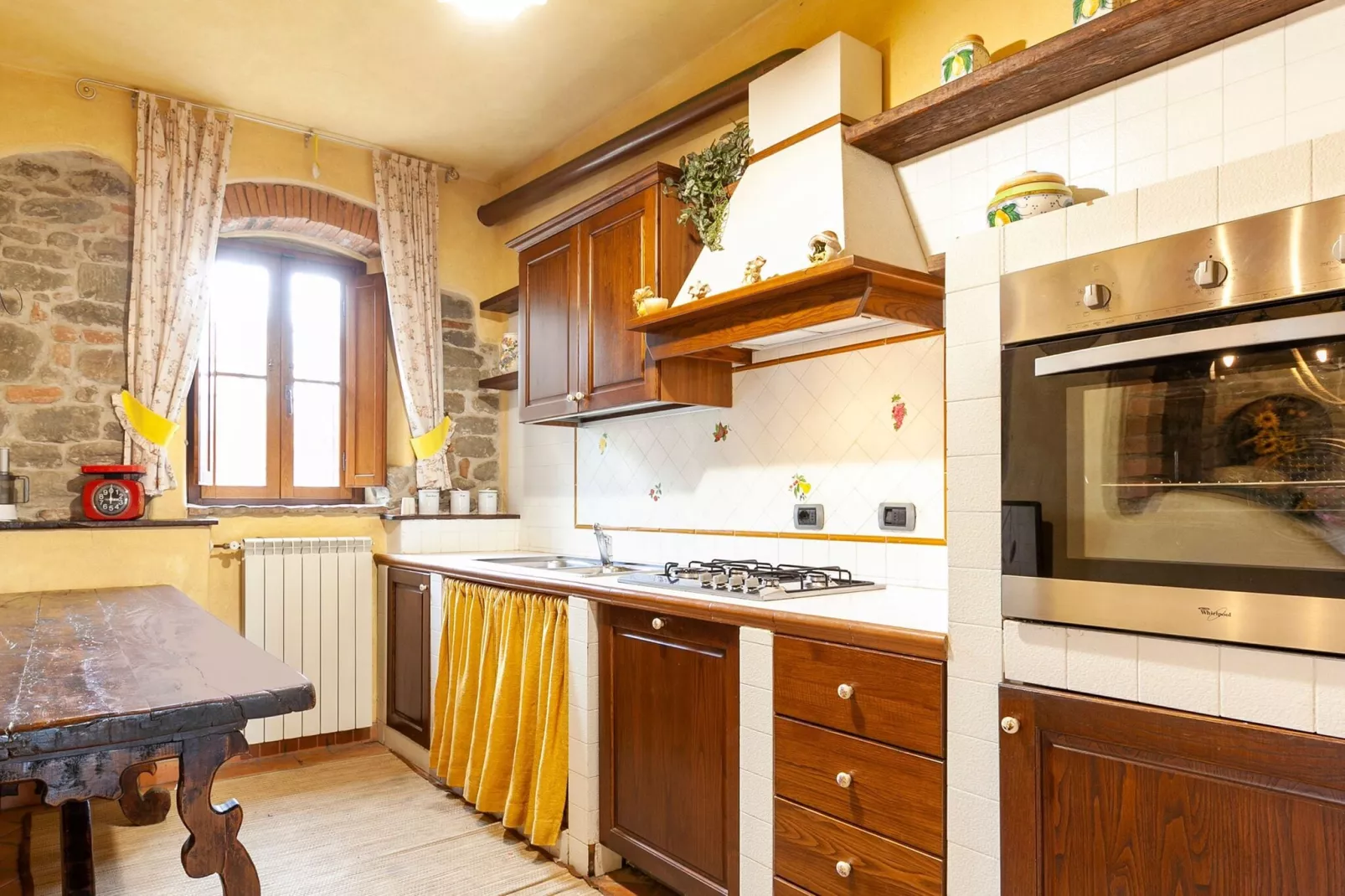 La Perla-Kitchen