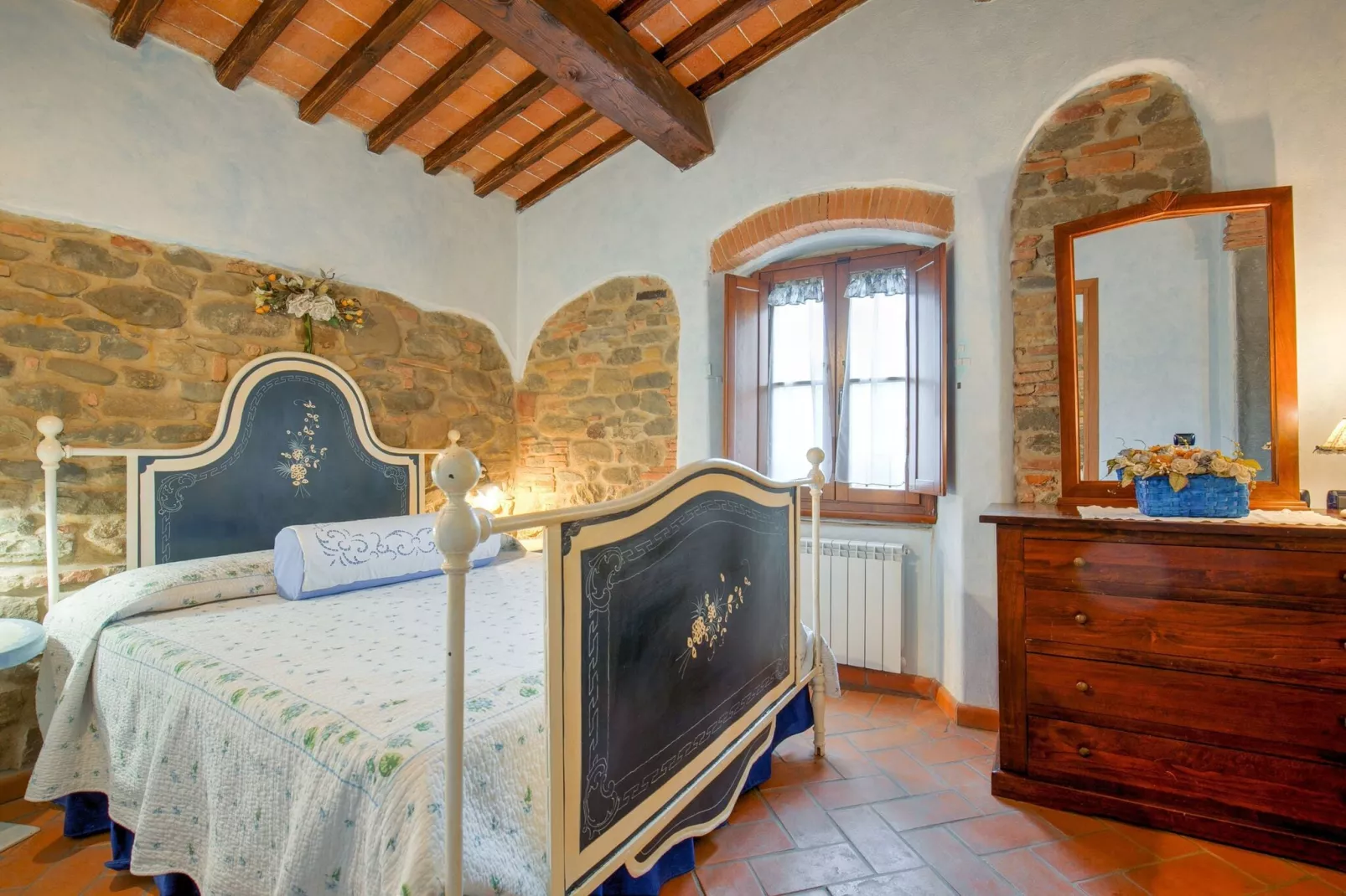 La Perla-Bedroom
