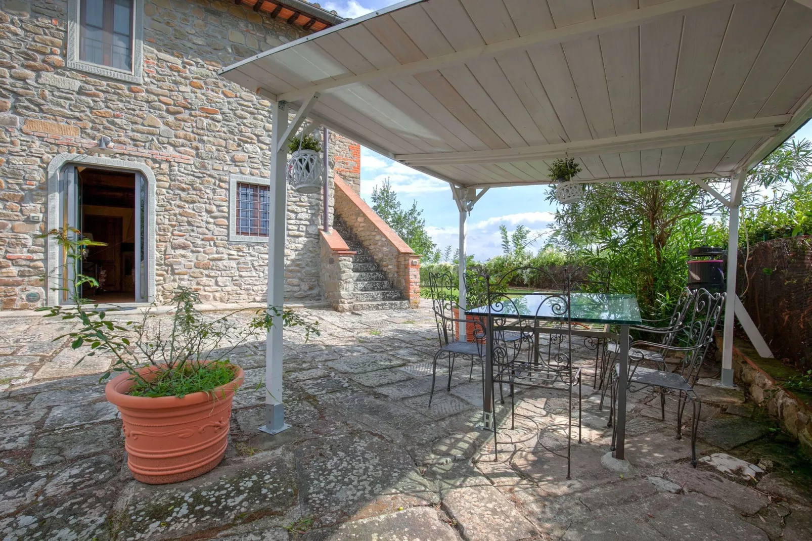 La Perla-Terrace balcony